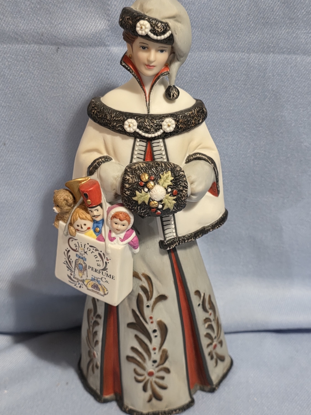 ​Vintage 1999 Avon Mrs Albee Porcelain Figurine Winter Coat Toys